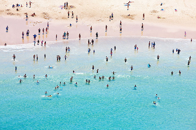 A day at bondi...a christmas gift idea - Sarah Wilson